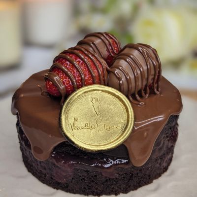 Boozy Nutella Strawberry Bento Cake
