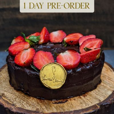 Sugar Free Gluten Free Vegan Strawberry Cake