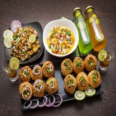Regular Puchka+Litti Chokha+Dahi Vada+Aloo Kaabli Chaat+Drinks
