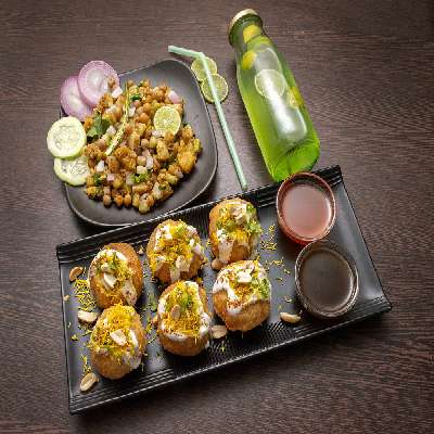 Dahi Puchka+Special Aaloo Kaabli Chaat+choose Your Drinks