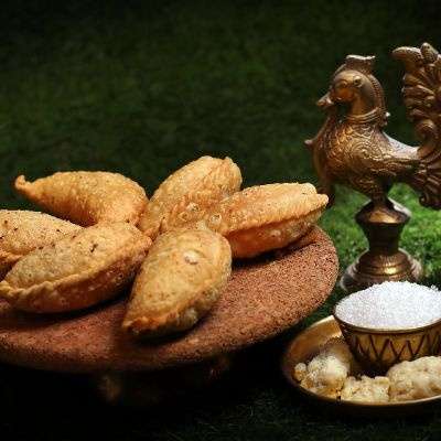 Karijelu / Sugar & Khova