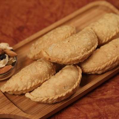 Karijelu / Dry Fruits