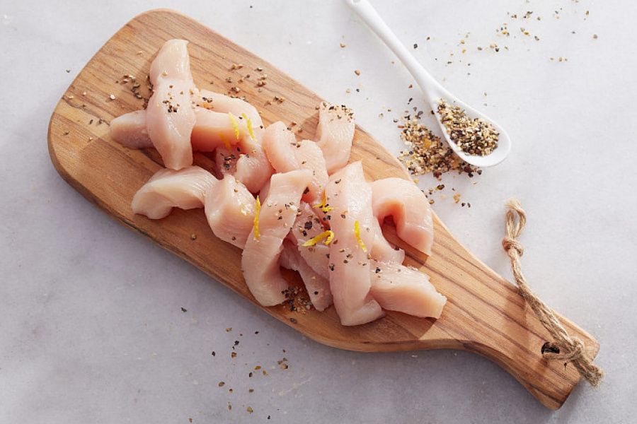 Fresh Chicken Breast Strips (Boneless)