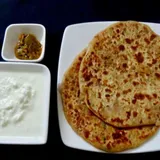 Tandoori Aloo Pyaaz Paratha With Achaar