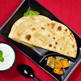 Tandoori Pyaaz Paratha With Achar