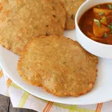 Bedmi Poori Aloo Sabzi (4 Pooris)