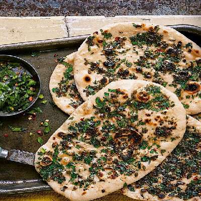 Chilli Garlic Butter Naan