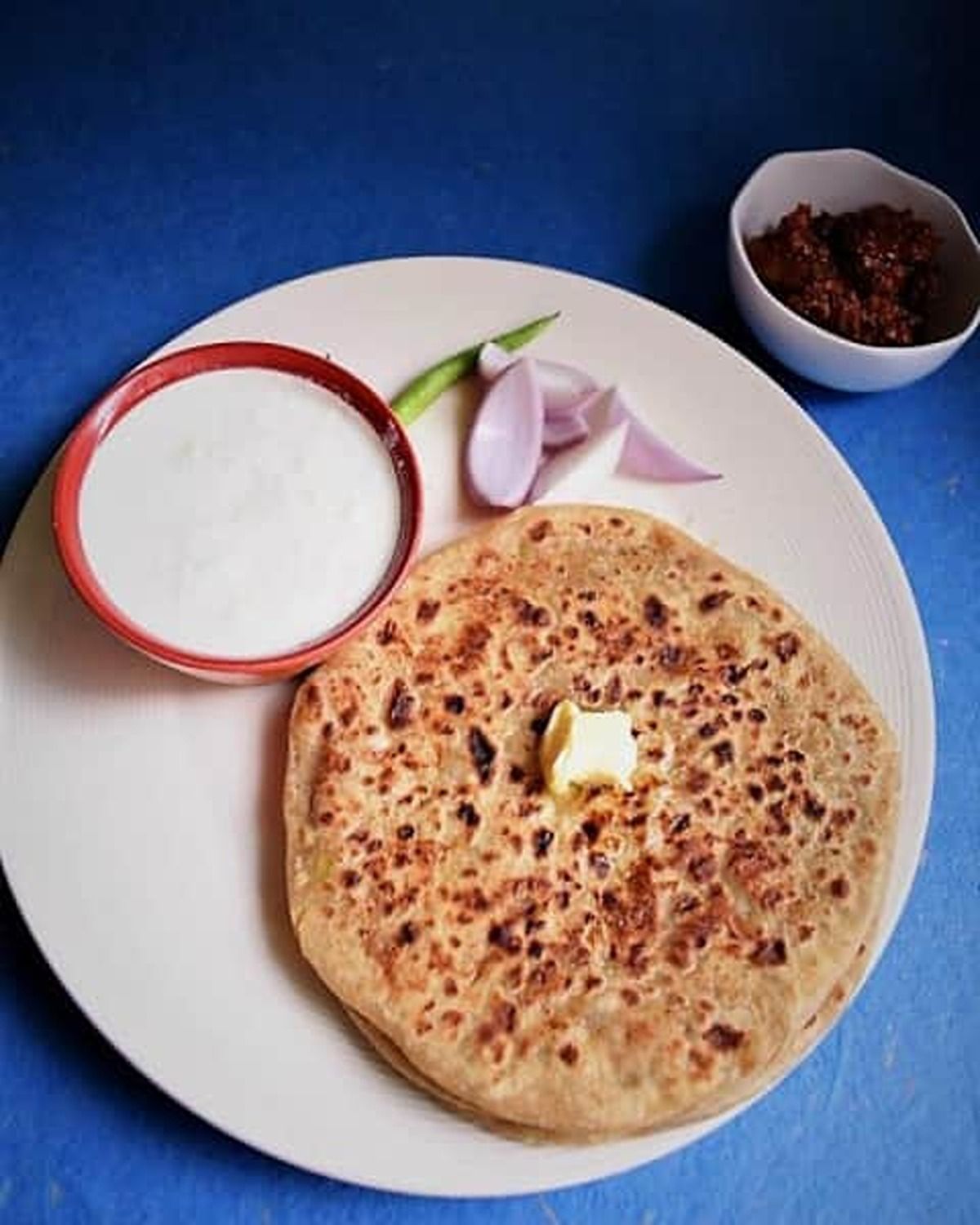 Aloo Pyaaz Paratha With Achar