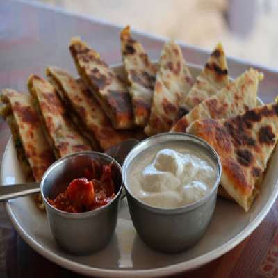 1 Tandoori Aloo Paratha With Achaar