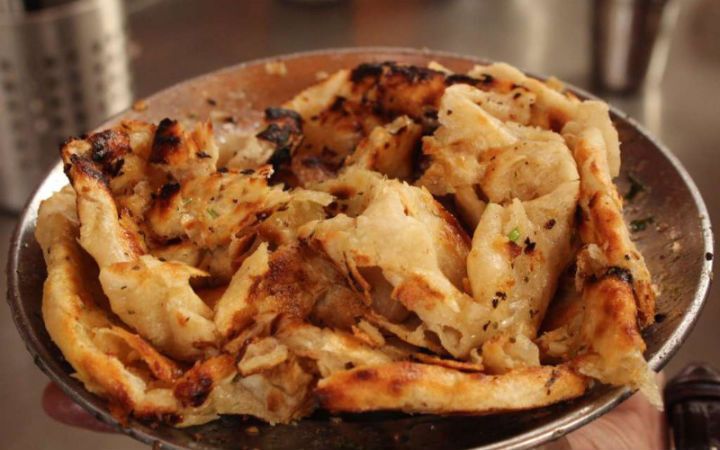 Chur Chur Naan