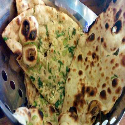 Hari Mirch Paratha