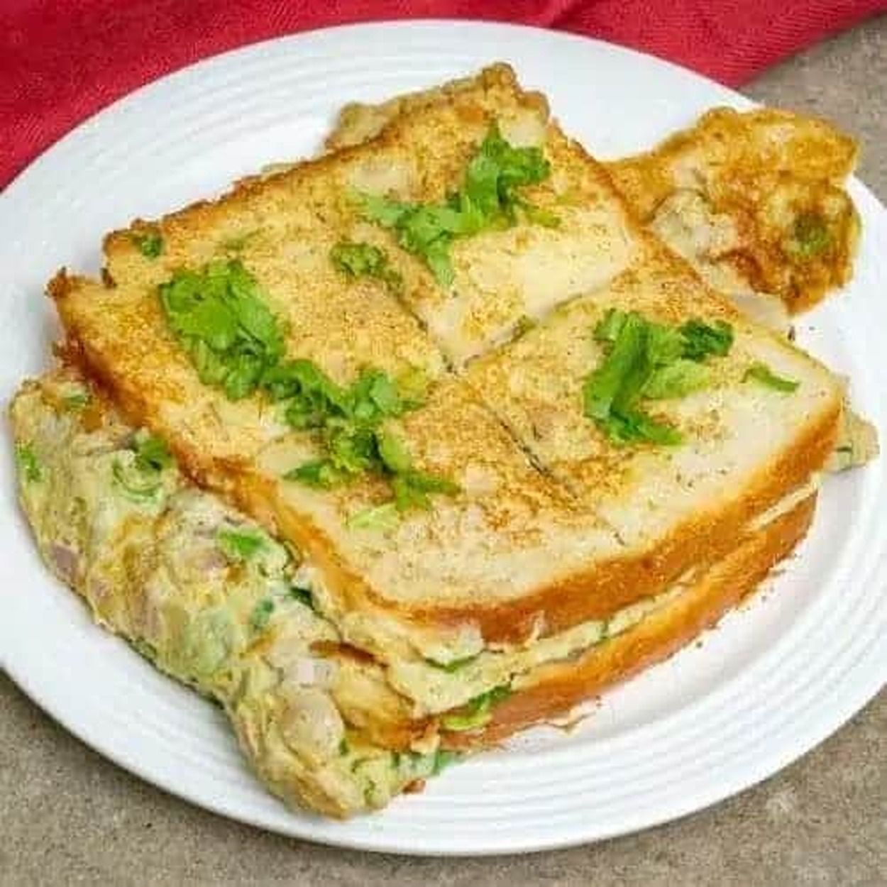 Bread Masala Omlette( 2 Eggs + 2 Piece Buttered Bread)