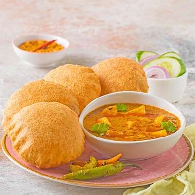 Poori Sabzi(Aloo) (4 Pooris)
