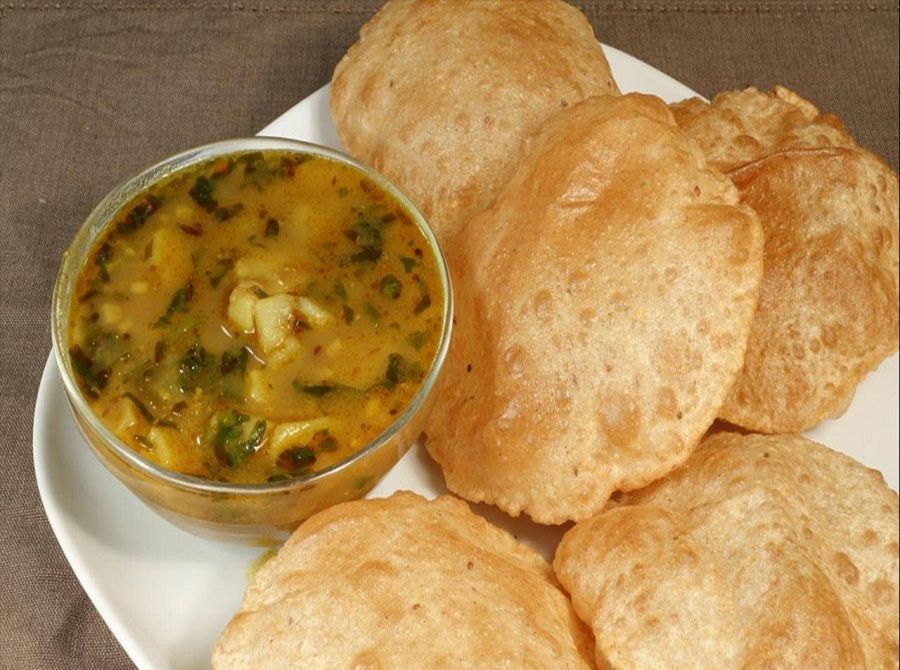 Poori Sabzi(Aloo) (4 Pooris)