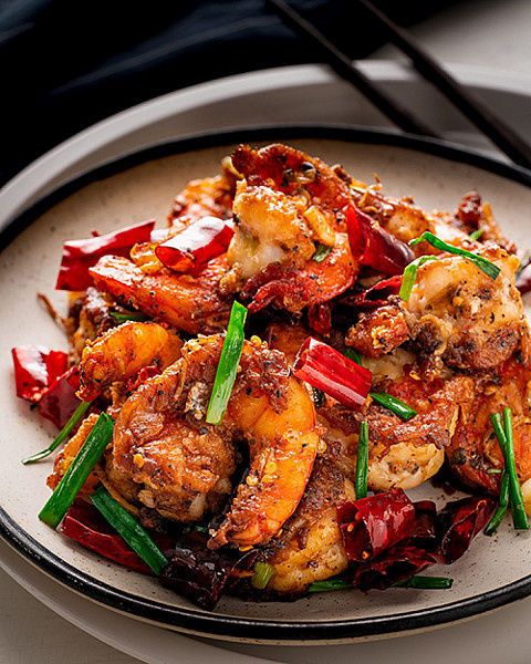 Jumbo Chilli Prawns Dry (Chinese) (7 Pcs)