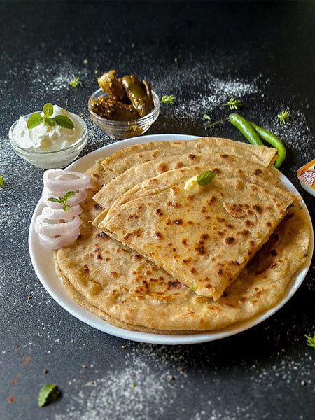 Tawa Aloo Paratha With Achar