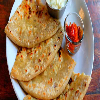 1 Tandoori Aloo Paratha With Achaar