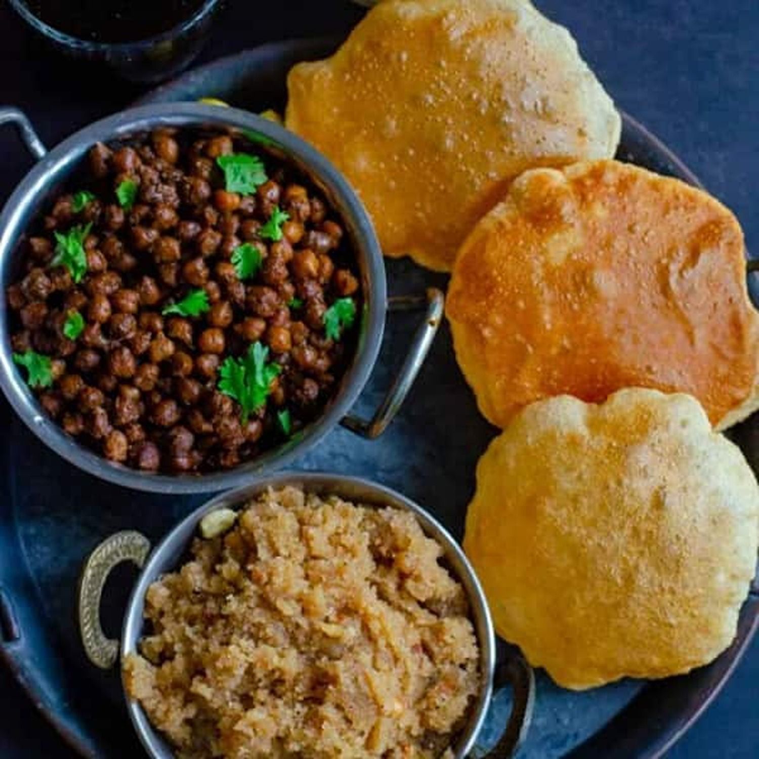 Poori Halwa Kaale Chane