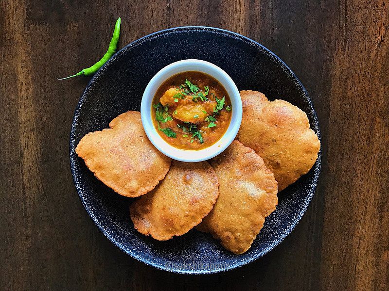 Bedmi Poori Aloo Sabzi (4 Pooris)