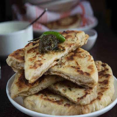 Stuffed Aloo Kulcha