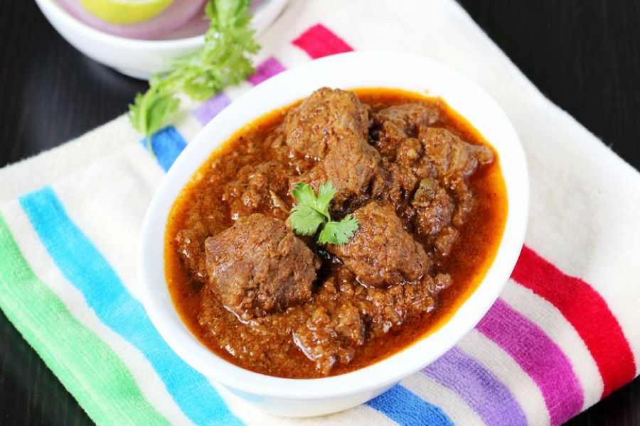 Dhabe Waali Mutton Curry