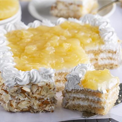Eggless Fresh Cream Pineapple Cake [500g]