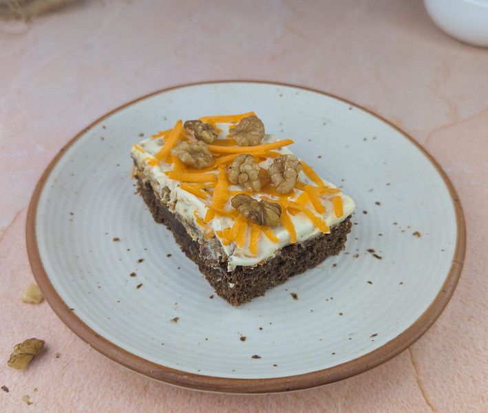 Carrot And Raisin Cake ( High Fibre)