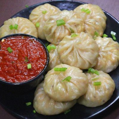 momos