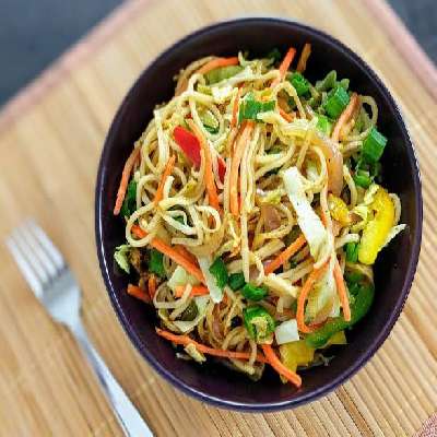 Veg Hakka Noodles