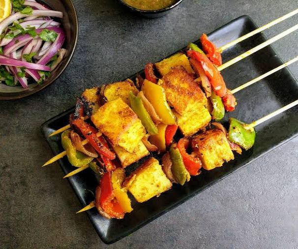 Veg Fifty Fifty (50 - 50) (Pnr Tikka+Mushroom Tikka) [8-10 Pcs]