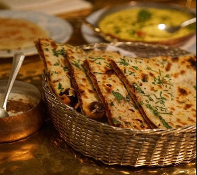 Chicken Keema Naan (Gravy)