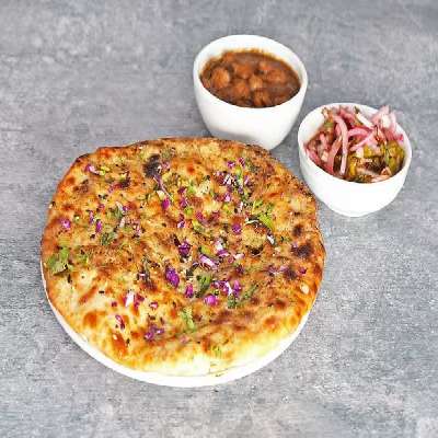 Amritsari Onion Kulcha