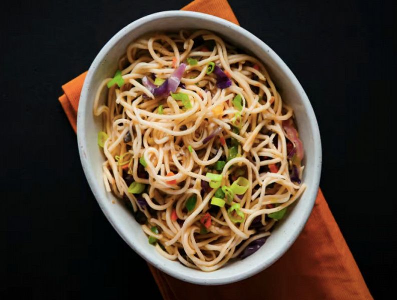 Veg Hakka Noodles