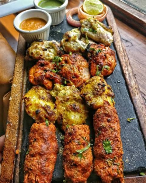 Non Veg Platter [SERVE 3-4|