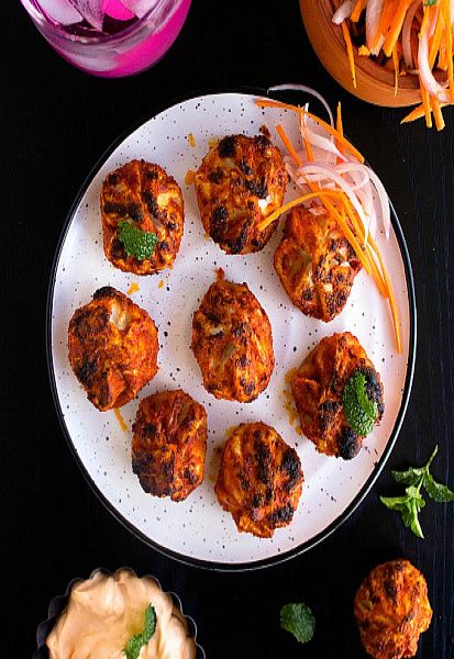 Tandoori Momos [Paneer] [6 Pcs]