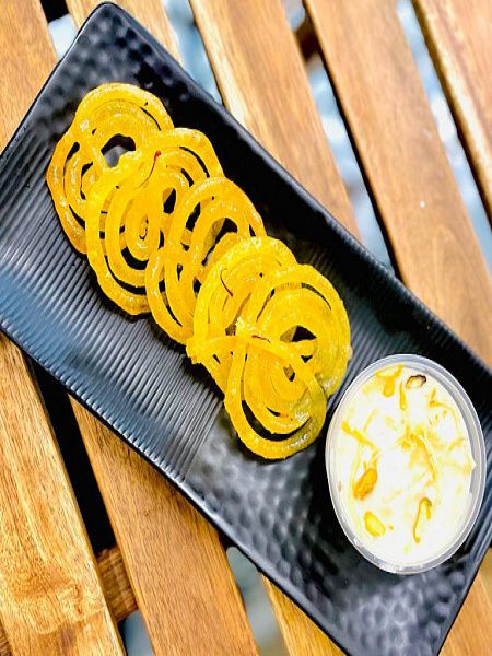 Ghee Jalebi With Rabdi