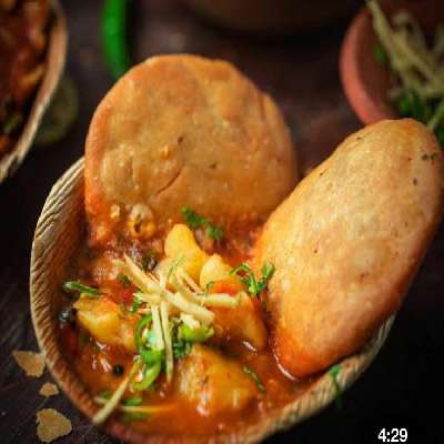 Khasta Kachori Aloo Sabzi( 2 Pcs)