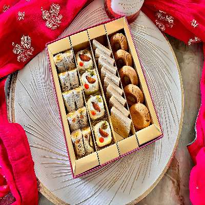Dry Fruit And Khoya Mix Sweets