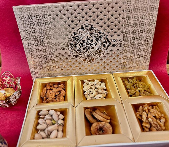 Gift -Silver Dry Fruit Box