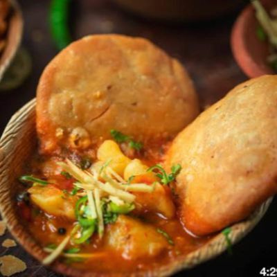 Khasta Kachori Aloo Sabzi( 2 Pcs)