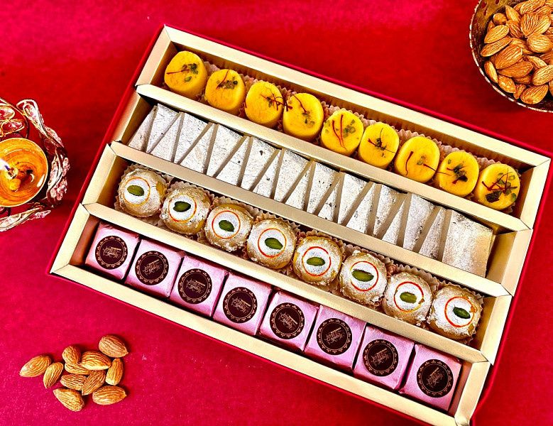 Dry Fruit And Khoya Mix Sweets 1 Kg