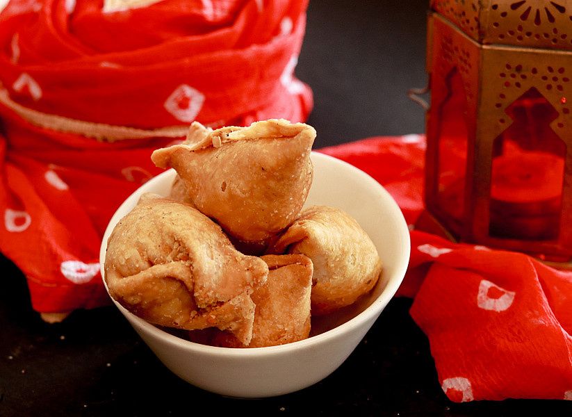 Kaju Cocktail Samosa (250gm)