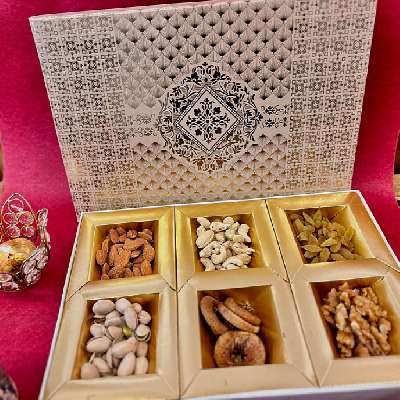 Gift -Silver Dry Fruit Box