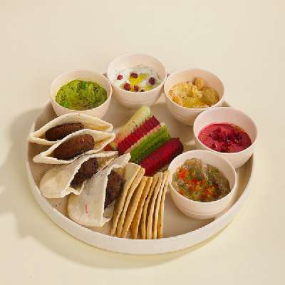 Mezze Platter (550 Gms)