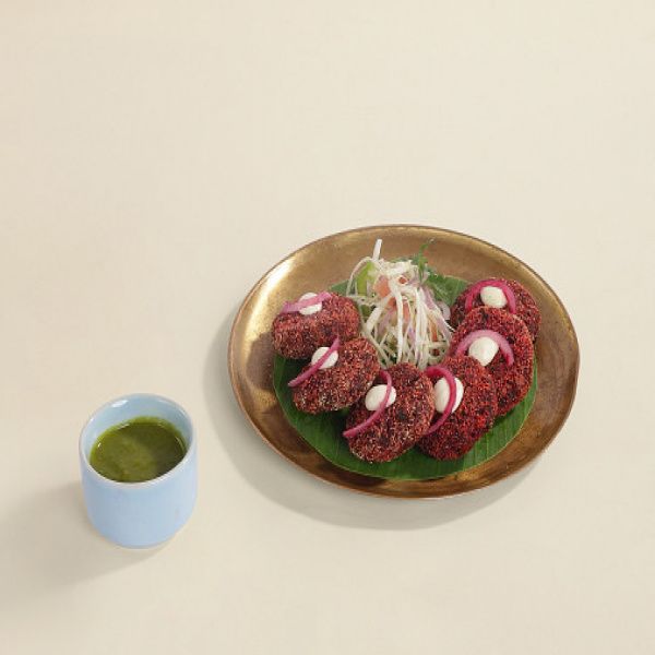 Beetroot Walnut Tikki With Cream Cheese Aioli (170 Gms)