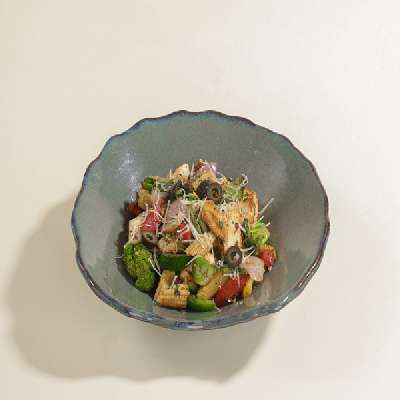 Cottage Cheese And Stir Fry English Veggies (240 Gms)