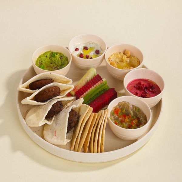 Mezze Platter (550 Gms)