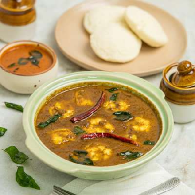 [SPICY] Idlis & Karaikudi Prawn Curry