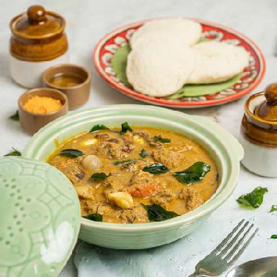 [MILD] Idlis & Madurai Chicken Curry