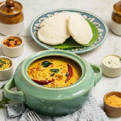 [MILD] Idlis & Tamil Nadu Fish Curry